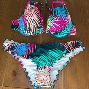 Colorful leaf bikini ruffle bottoms M push up 34D